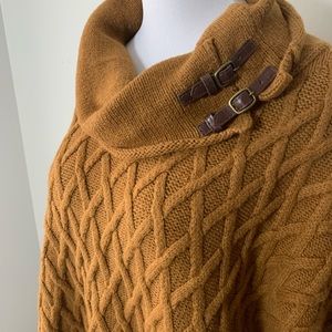 Gold cable knit poncho, cowl neck w buckle